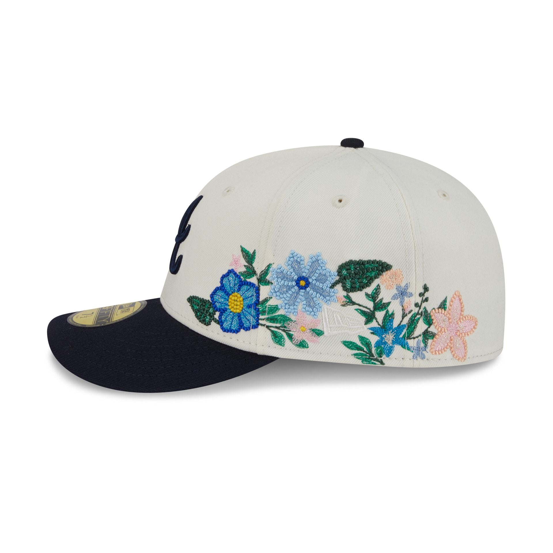 Atlanta Braves Tonal Florals White 59FIFTY Fitted Hat - Image 4