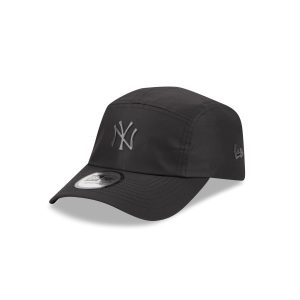 Alpha Industries x New York Yankees Black Runner Adjustable Hat