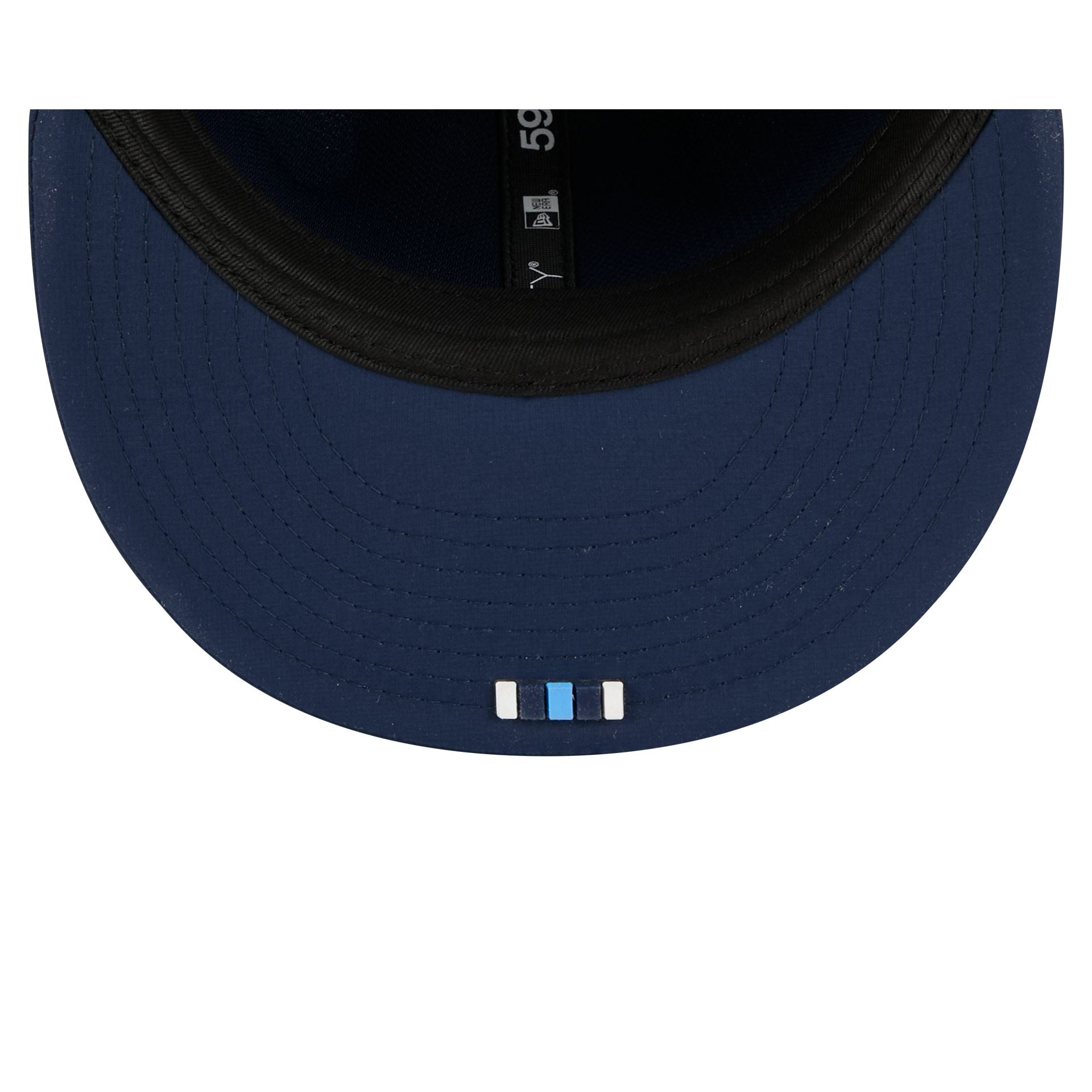 Tennessee Titans 2025 Sideline Hot Weather 59FIFTY Fitted Hat - Image 7