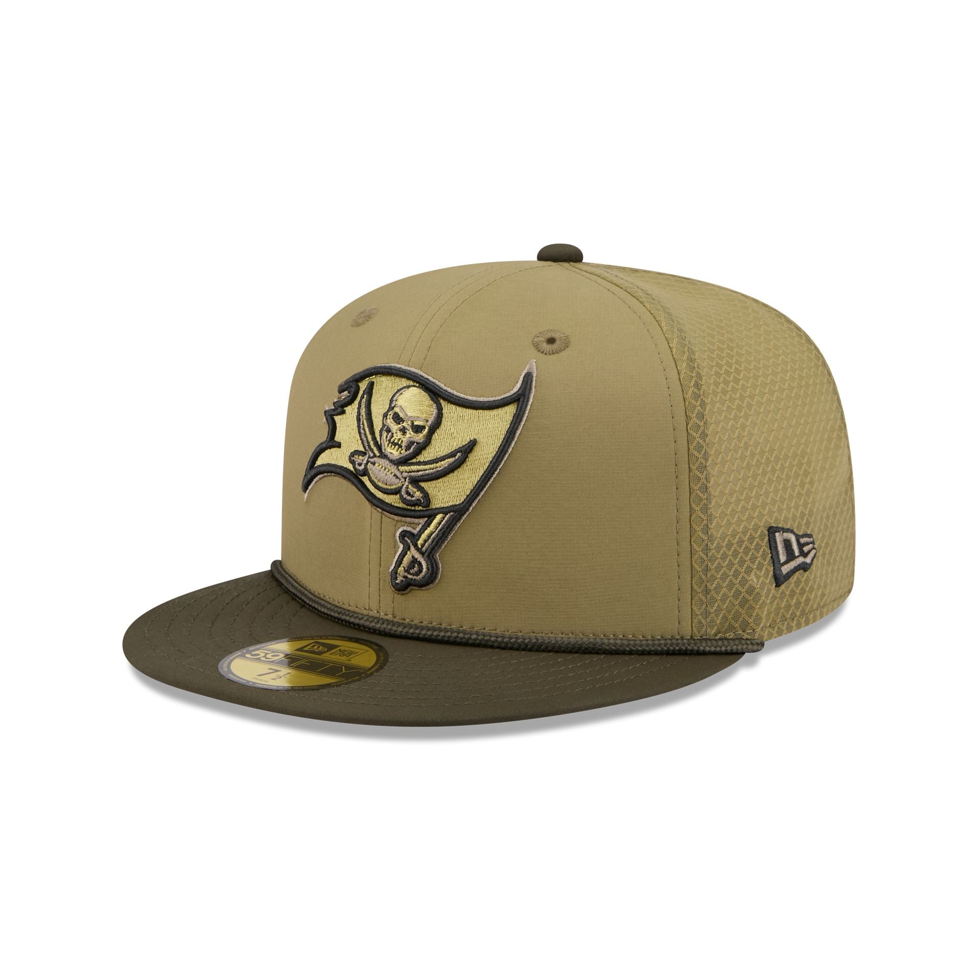 Tampa Bay Buccaneers 2025 Salute to Service 59FIFTY Fitted Hat - Image 3
