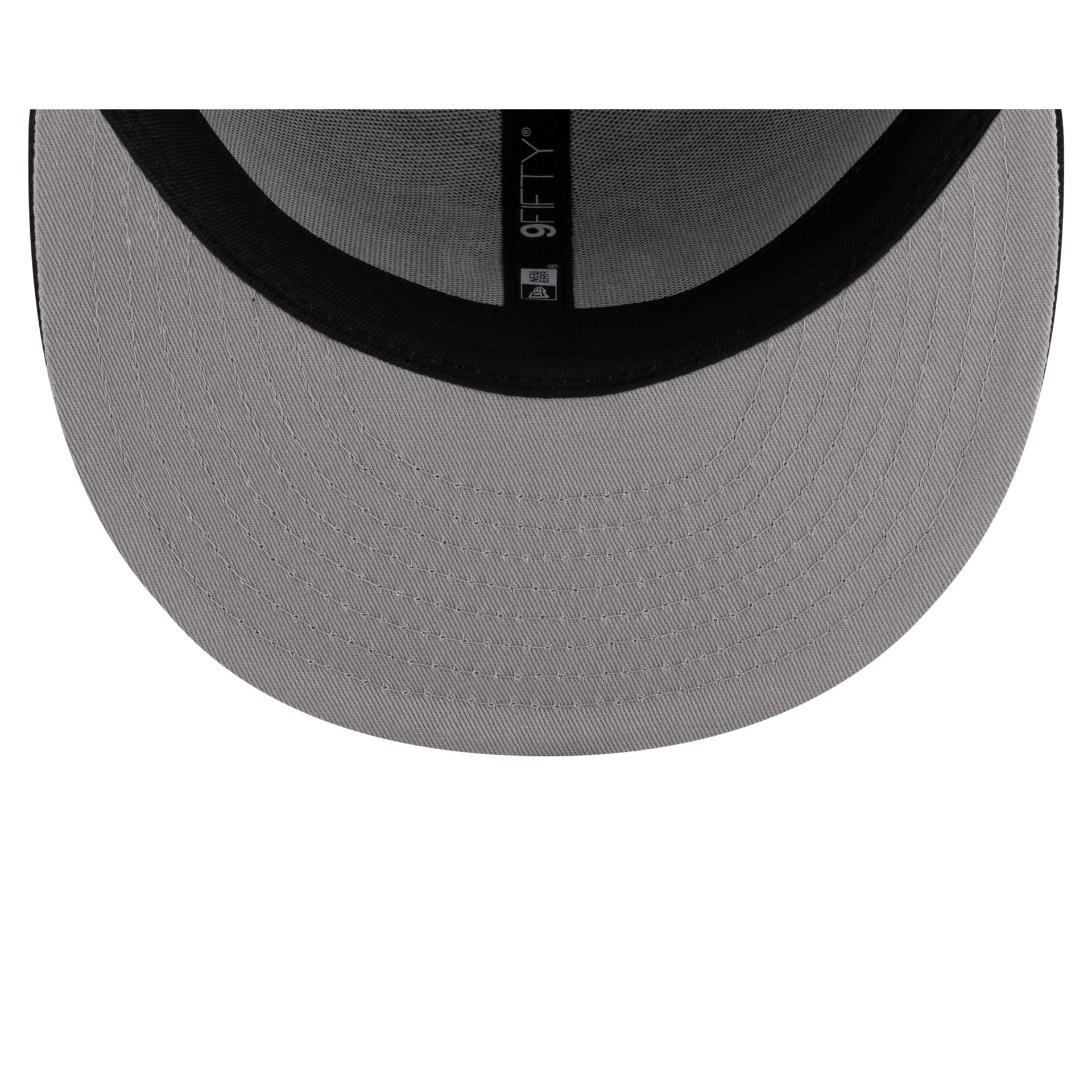 North Carolina Tar Heels Black & White 9FIFTY Snapback Hat - Image 7