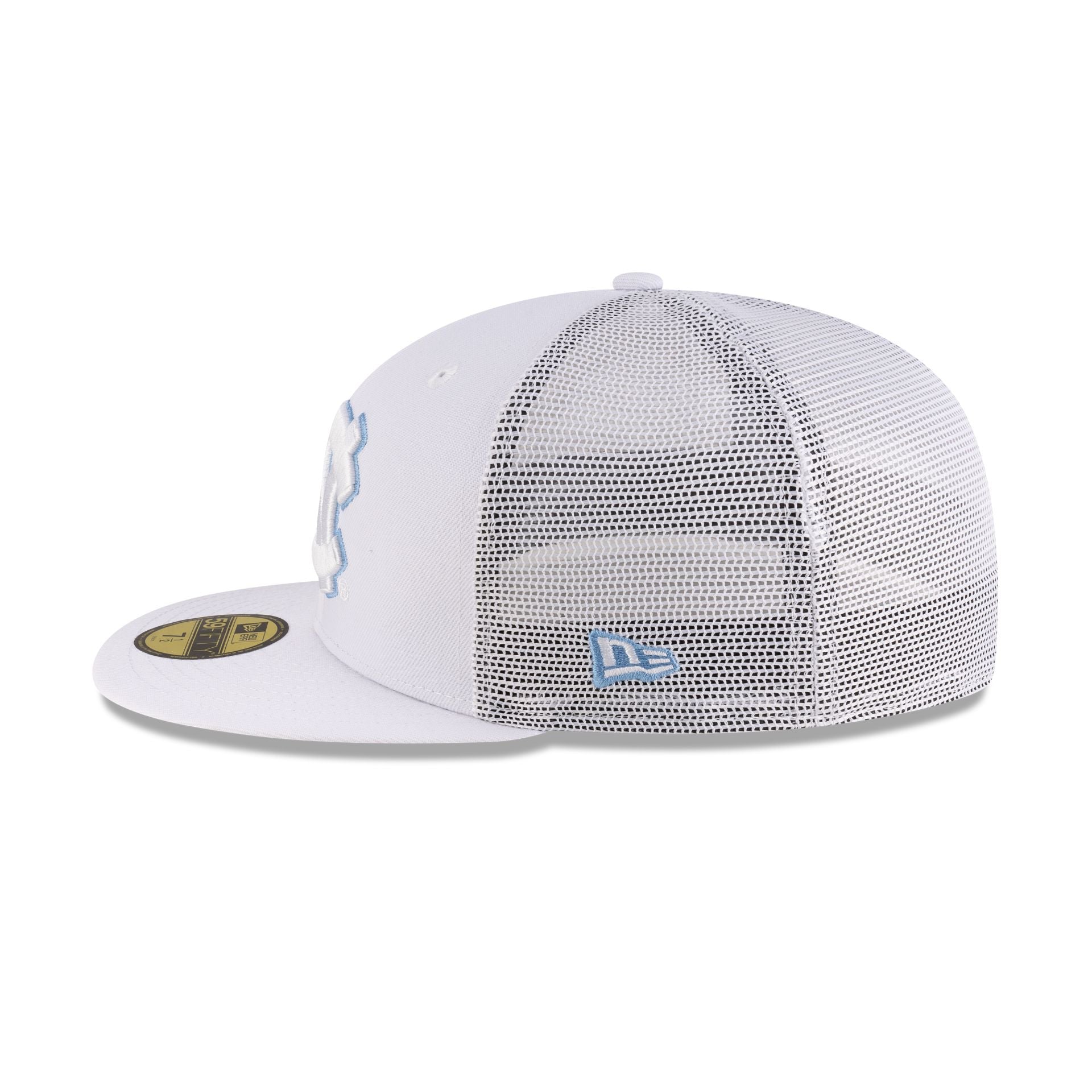 North Carolina Tar Heels White 59FIFTY Fitted Trucker Hat - Image 4