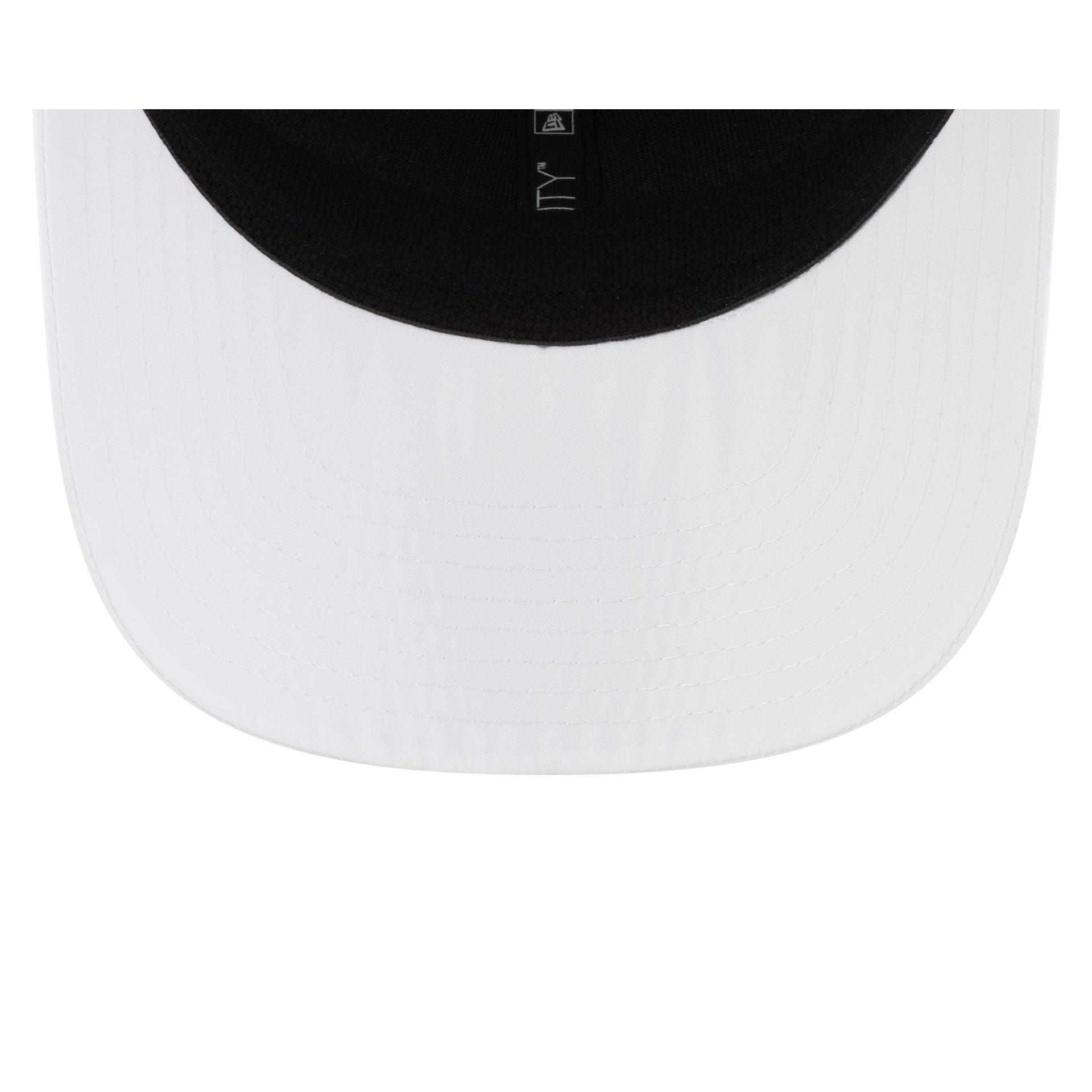 Superman White 9SEVENTY Stretch-Snap Hat - Image 7