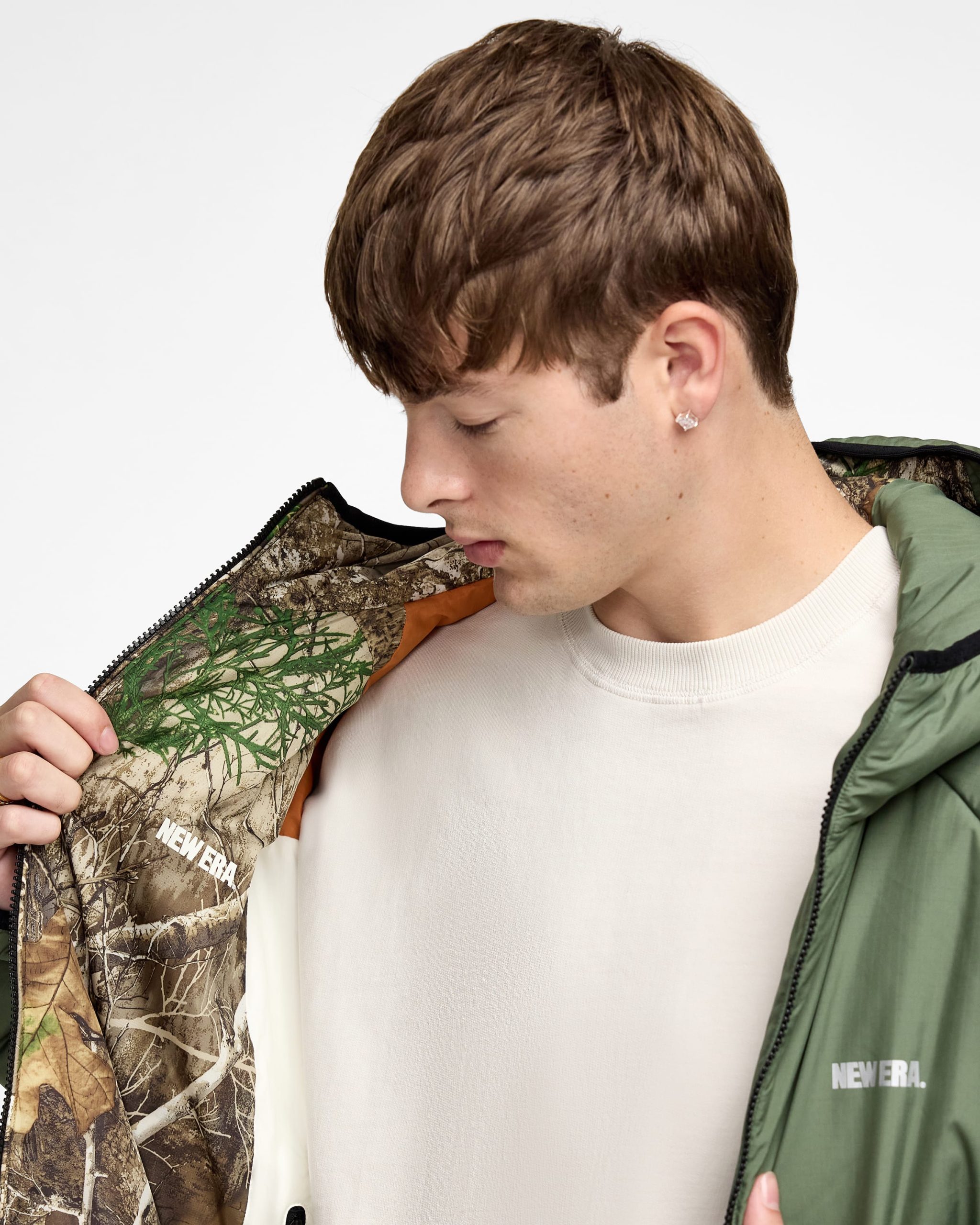 New Era Cap Lightweight Reversible Khaki Insulated Jacket - Image 4