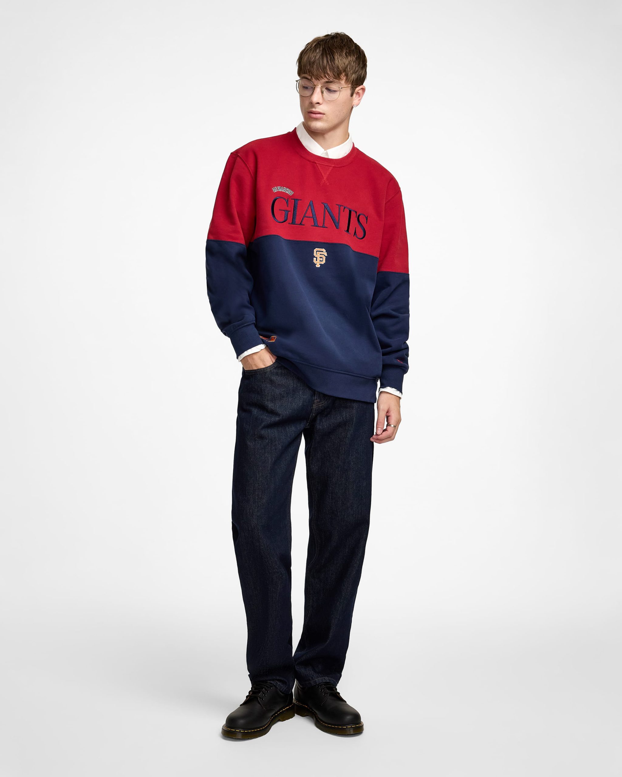 San Francisco Giants Two-Tone Rhythmic Red Crewneck - Image 5